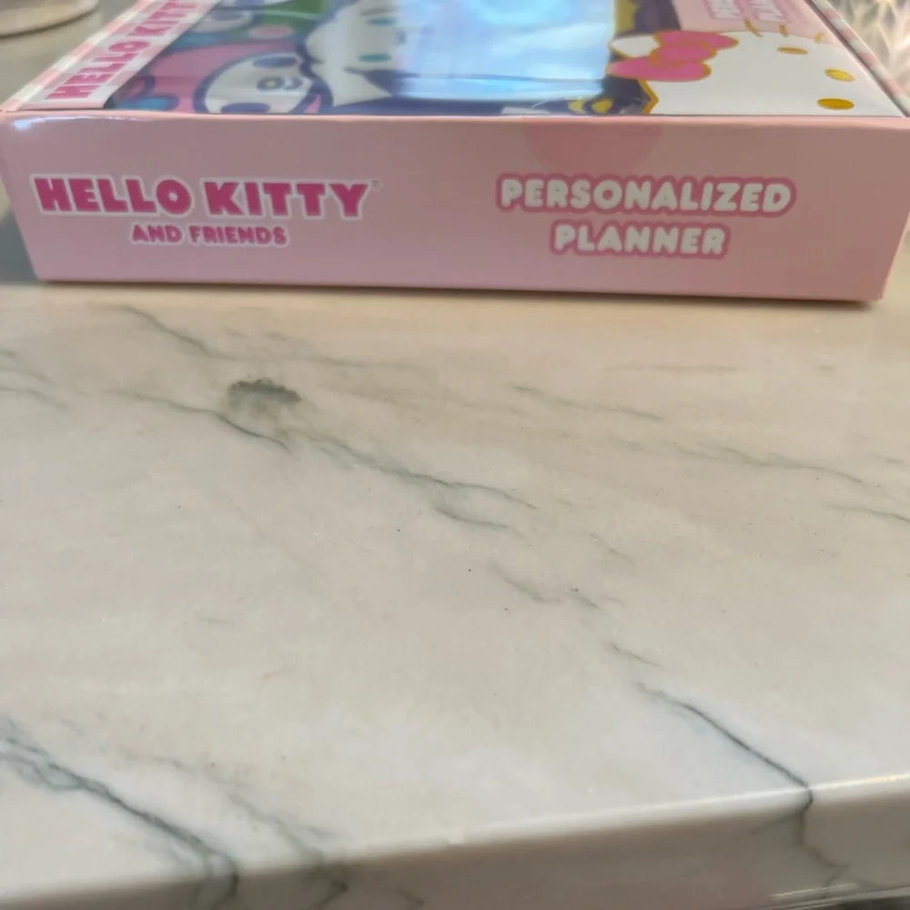 Hello Kitty by Sanrio Personalized Planner NWT